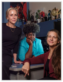 A group of women posing for a photo

Description automatically generated with medium confidence